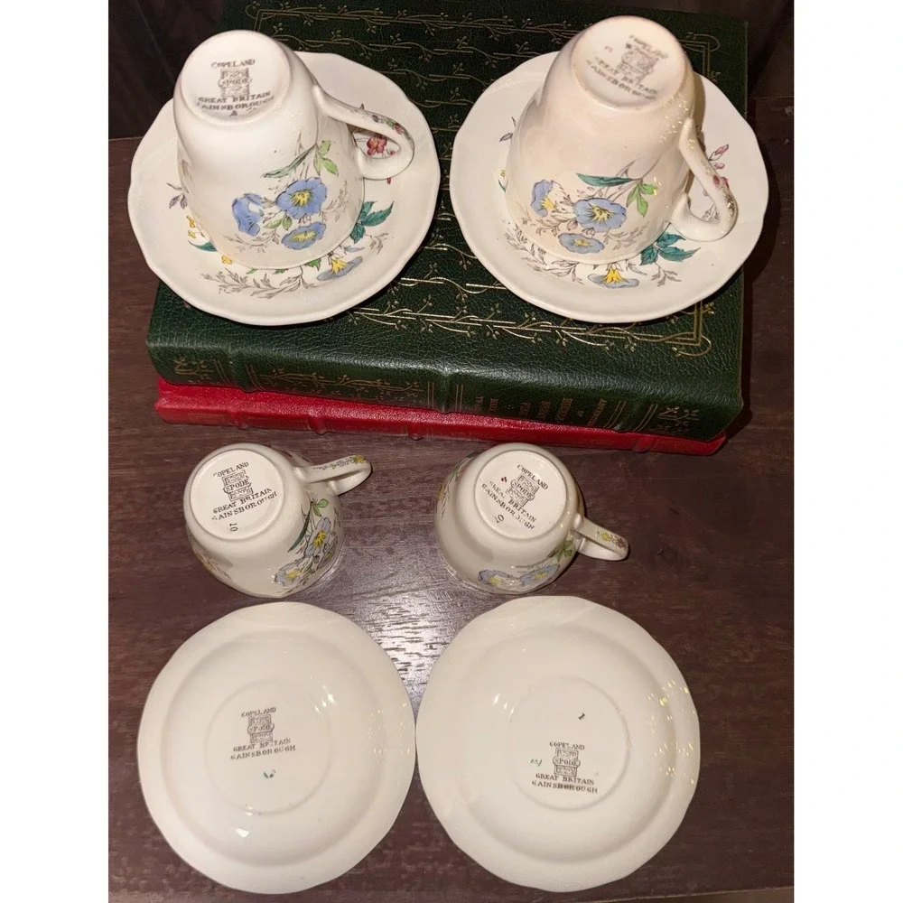Spode Copeland Gainsborough Fancy Floral Tea‎ Cups Saucers Set of 4 Vintage